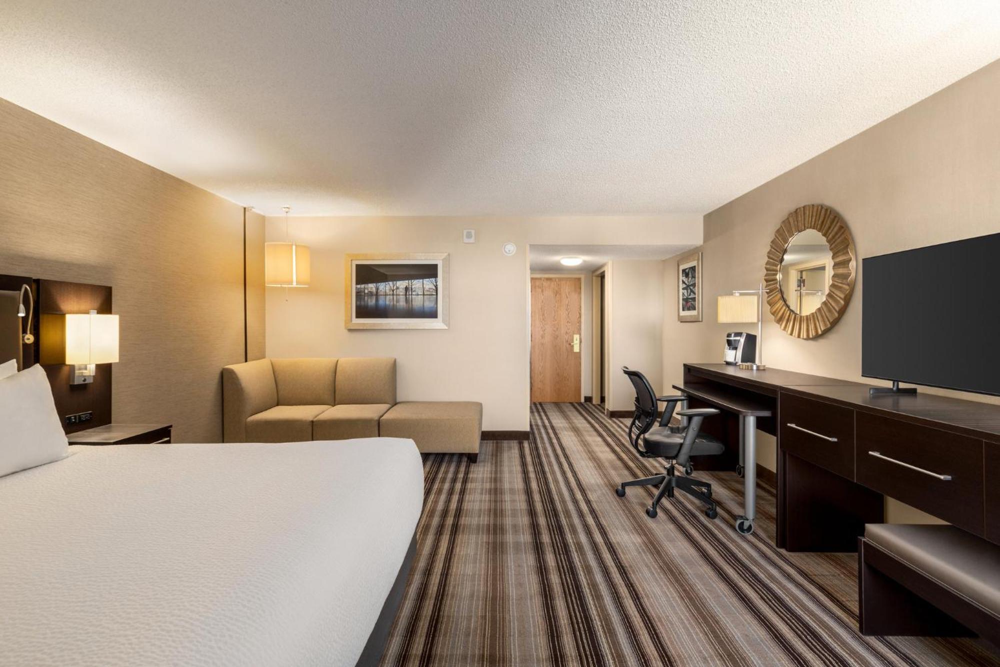 Holiday Inn Gaithersburg, An Ihg Hotel Екстер'єр фото