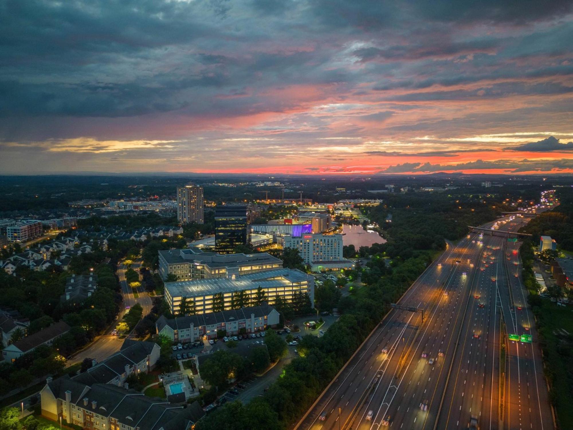 Holiday Inn Gaithersburg, An Ihg Hotel Екстер'єр фото