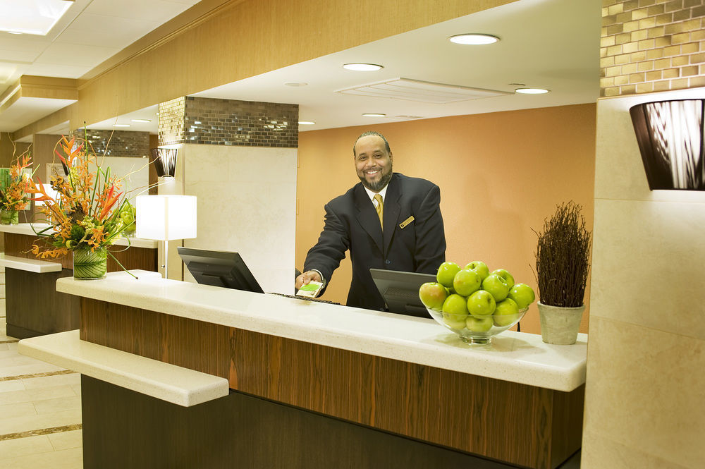 Holiday Inn Gaithersburg, An Ihg Hotel Інтер'єр фото